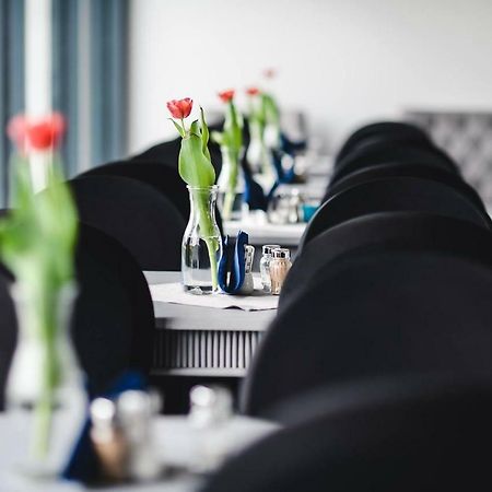 Apartments "Wolska Residence" Варшава Екстериор снимка