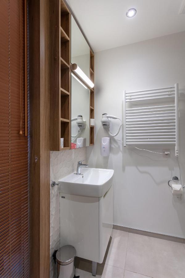 Apartments "Wolska Residence" Варшава Екстериор снимка