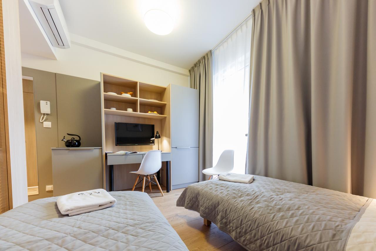 Apartments "Wolska Residence" Варшава Екстериор снимка