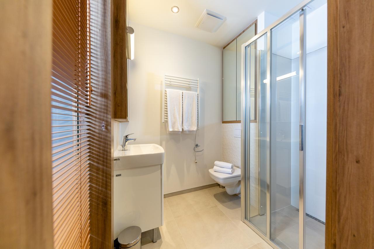 Apartments "Wolska Residence" Варшава Екстериор снимка