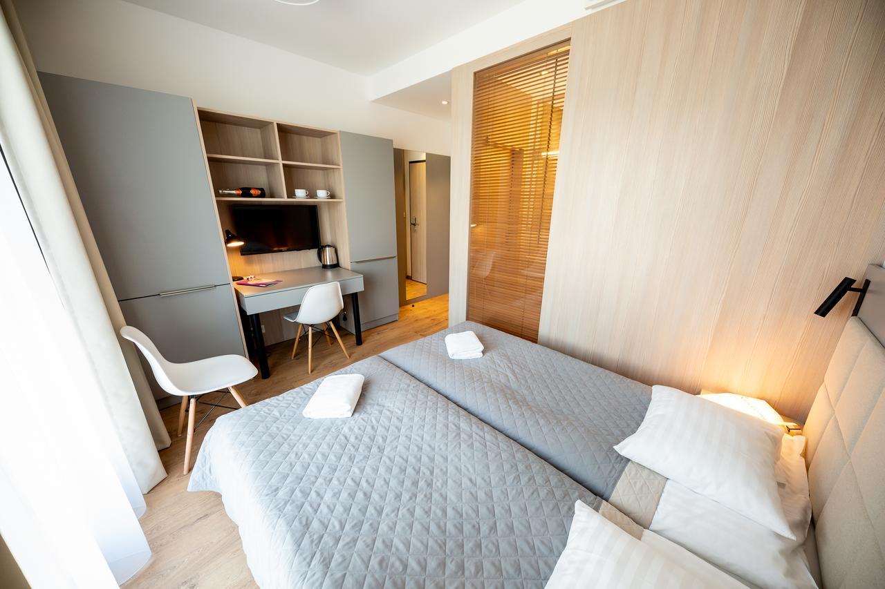 Apartments "Wolska Residence" Варшава Екстериор снимка
